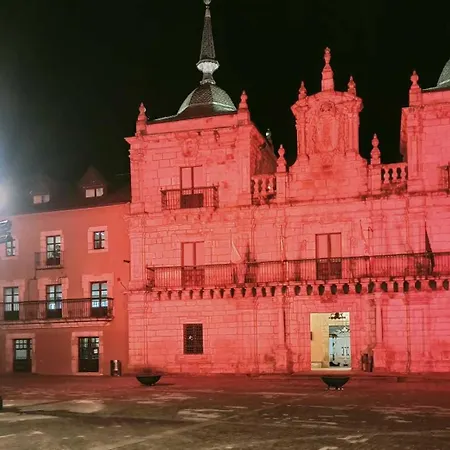Апартаменты Turistico Plaza Del Ayuntamiento